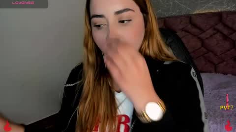 lucia star  online show from January 2025 07:29:02 PM