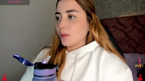 lucia star  online show from January 2025 06:14:01 PM