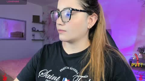 lucia star  online show from February 2025 07:59:02 PM