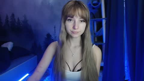 Lucy online show from December 2024 07:43:02 PM