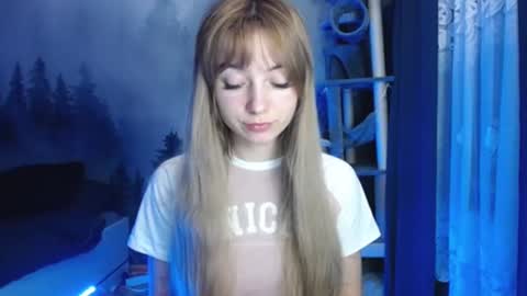 Lucy online show from December 2024 07:11:02 PM