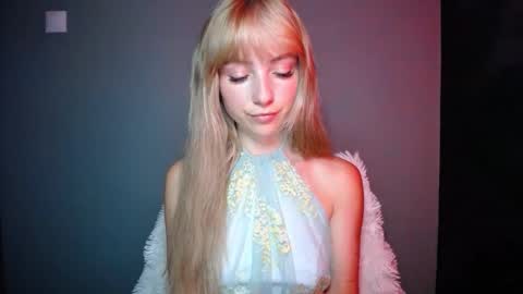 Lucy online show from September 2025 06:24:02 AM