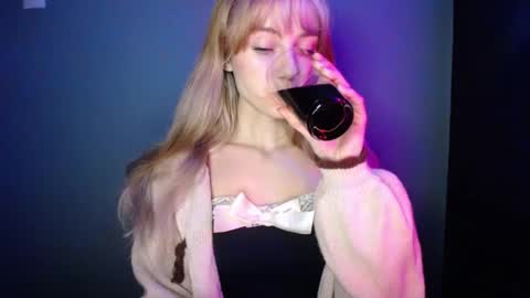 Lucy online show from December 2025 01:28:02 PM