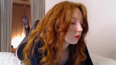 Snapshot of luciacoy chatting on March 2025 04:20:01 PM Lucia online show from March 2025 04:20:01 PM