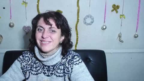 LuciaMi online show from December 2024 06:05:01 PM