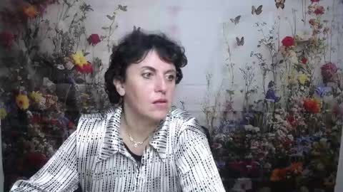 LuciaMi online show from September 2025 05:09:02 AM