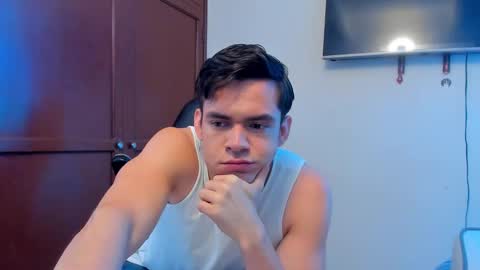 Snapshot of lucian_gomez chatting on October 2025 06:49:01 PM Lucian Gomez online show from October 2025 06:49:01 PM