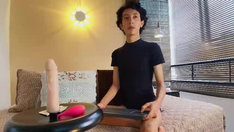 Lucian Morel S online show from September 2025 12:41:01 PM