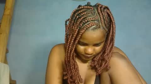 luciana012 online show from September 2025 07:02:01 AM