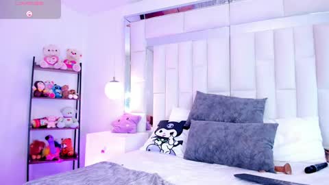 Lisseth  online show from March 2025 04:01:01 AM