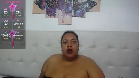 Snapshot of luciana_milf1 chatting on January 2025 05:09:02 PM Luciana online show from January 2025 05:09:02 PM