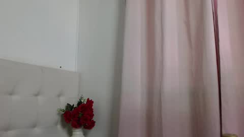 Snapshot of luciana_milf1 chatting on March 2025 02:19:02 PM Luciana online show from March 2025 02:19:02 PM