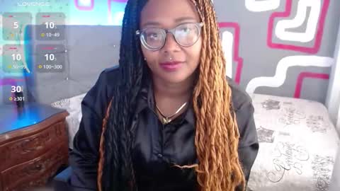 Luciana online show from November 2025 07:08:02 PM