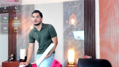 Snapshot of luciano_vitale_ chatting on June 2026 12:15:01 PM Luciano online show from June 2026 12:15:01 PM