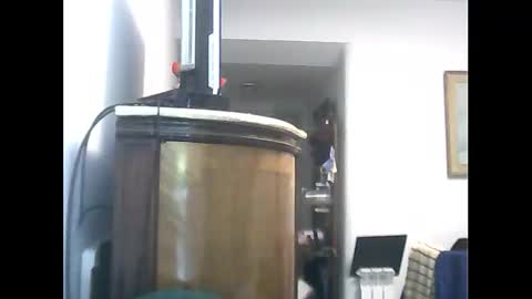 Luciano online show from October 2025 01:04:02 AM