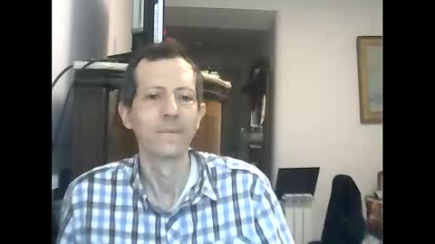 Luciano online show from December 2025 04:07:01 AM