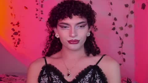 Snapshot of lucianromeo17 chatting on July 2026 07:05:02 AM Lucy or Lucian 3 Come to my social Links3 online show from July 2026 07:05:02 AM