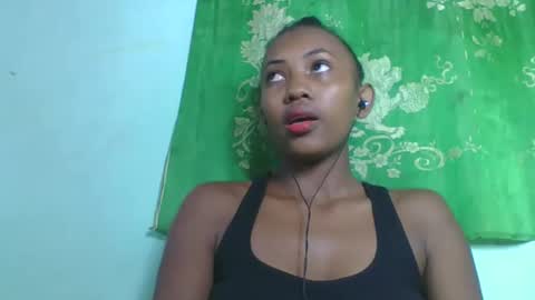 lucie196645 online show from April 2026 06:38:01 AM