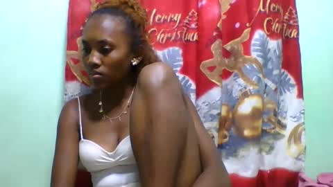 lucie196645 online show from June 2026 07:19:02 PM
