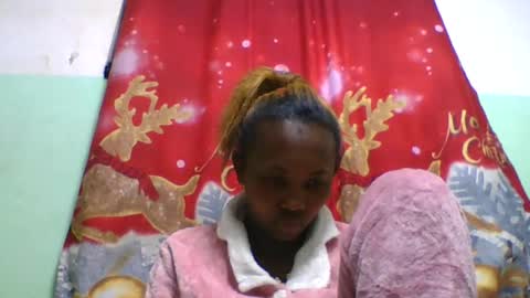 lucie196645 online show from July 2026 04:42:02 PM