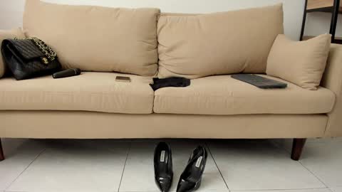 Snapshot of lucie_oude_ chatting on January 2025 05:10:01 PM Lucie online show from January 2025 05:10:01 PM