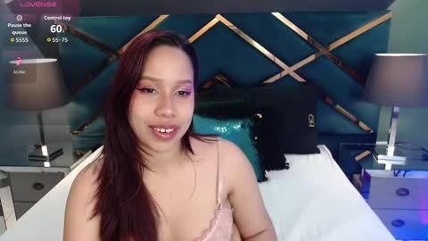 Snapshot of luciegh_ chatting on September 2025 11:20:02 AM Lucie online show from September 2025 11:20:02 AM