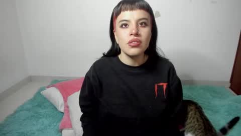 camila online show from January 2025 05:50:01 AM