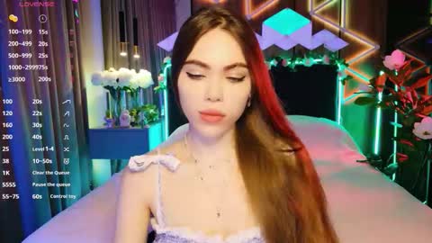 Snapshot of lucifiella chatting on September 2025 04:28:01 PM MimiFors online show from September 2025 04:28:01 PM