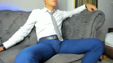 Snapshot of lucii_fer_ chatting on December 2024 05:34:01 PM Leo online show from December 2024 05:34:01 PM