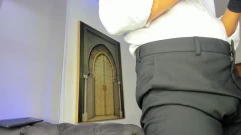 Snapshot of lucii_fer_ chatting on January 2025 02:08:02 PM Leo online show from January 2025 02:08:02 PM