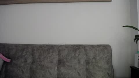 luciiana online show from March 2026 04:45:02 PM