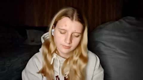 Snapshot of lucileourth chatting on October 2025 08:09:01 PM Monika online show from October 2025 08:09:01 PM