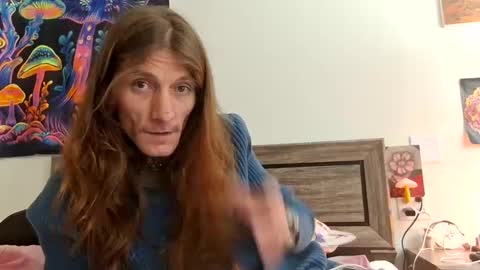 Snapshot of luciousloxs chatting on March 2025 09:22:01 PM luciousloxs online show from March 2025 09:22:01 PM