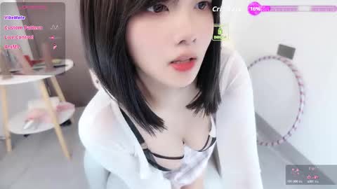 luckaisha online show from September 2025 12:43:02 PM