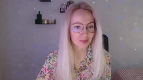 Snapshot of luckcristal chatting on March 2026 02:56:01 PM Arina online show from March 2026 02:56:01 PM