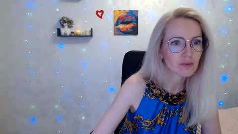 Snapshot of luckcristal chatting on May 2026 05:29:02 PM Arina online show from May 2026 05:29:02 PM