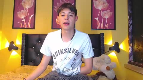 luckk_ online show from April 2026 05:35:01 AM