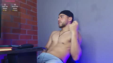Snapshot of lucky_blessed chatting on May 2026 12:19:02 AM lucky_blessed online show from May 2026 12:19:02 AM