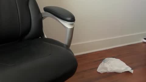 Snapshot of lucky_bme chatting on May 2026 11:21:01 PM lucky_bme online show from May 2026 11:21:01 PM