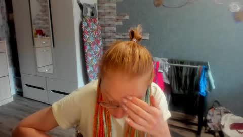 lucky_licky20 online show from October 2025 01:58:02 AM