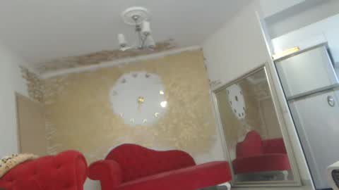 Snapshot of luckyanabella chatting on February 2025 09:00:02 AM Ana online show from February 2025 09:00:02 AM