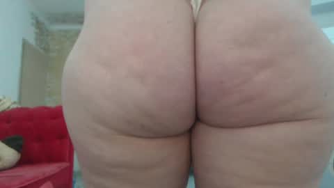 Snapshot of luckyanabella chatting on March 2025 06:50:02 AM Ana online show from March 2025 06:50:02 AM