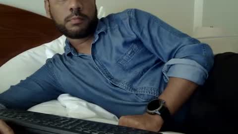 luckyfinalone online show from November 2025 08:31:01 PM