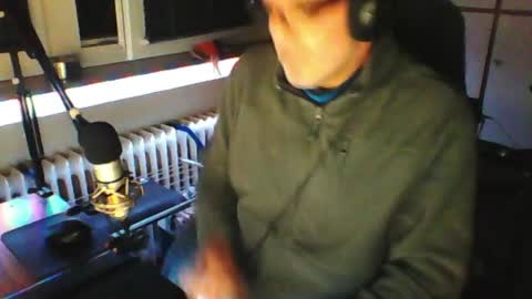        call me  Stefan online show from April 2026 06:56:02 PM