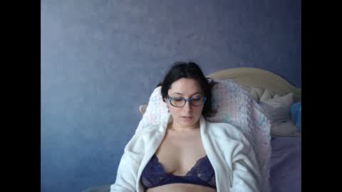 luckylinda23 online show from January 2025 11:43:01 AM