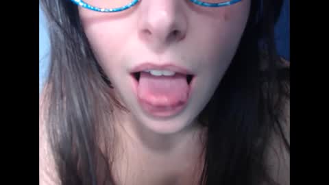 luckylinda23 online show from January 2025 04:36:02 PM