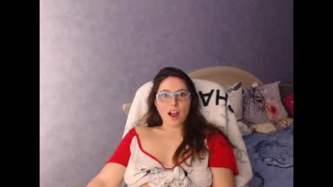 luckylinda23 online show from February 2025 03:15:02 PM