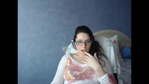 luckylinda23 online show from February 2025 11:44:02 AM