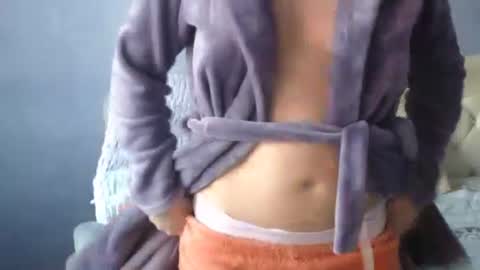 luckylinda23 online show from January 2026 11:58:01 AM