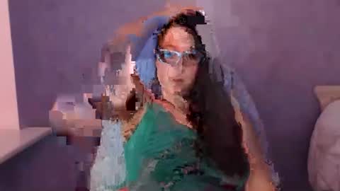 luckylinda23 online show from January 2026 10:24:01 PM